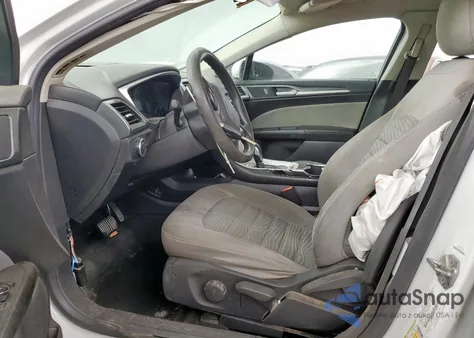 2016 Ford Fusion S из США, поврежденный, VIN 1FA6P0G79G5136140